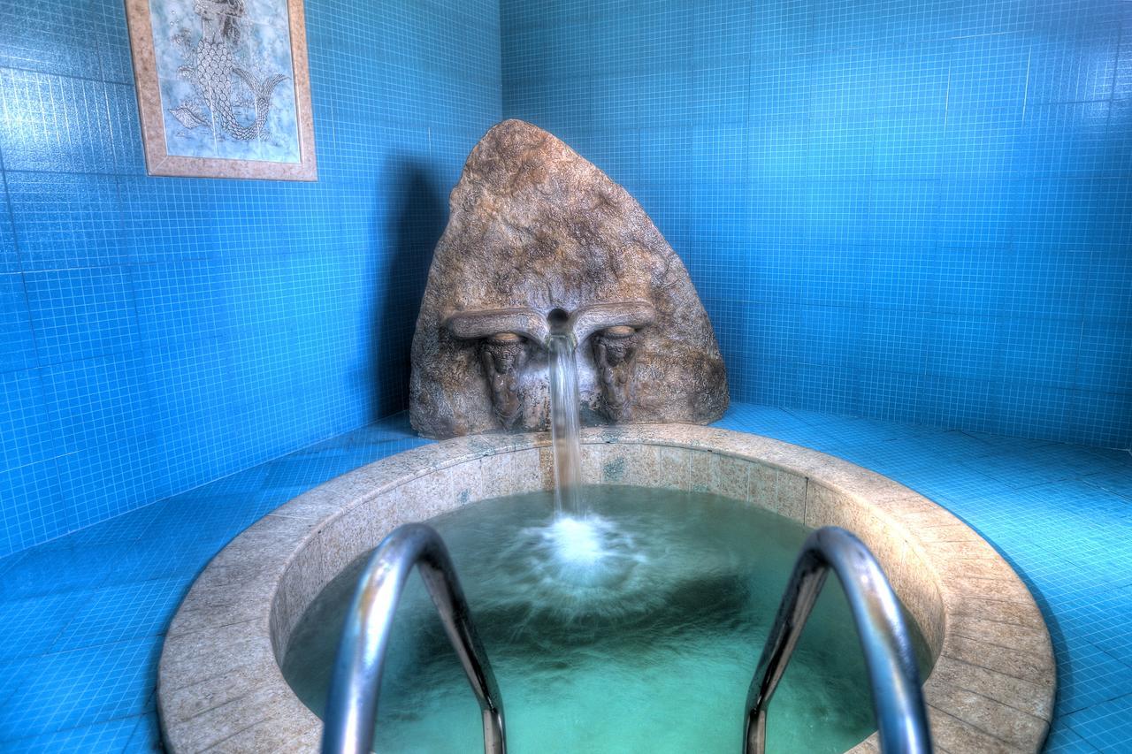 Hotel Hamam Ángistron Eksteriør billede